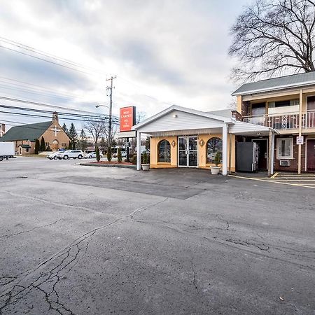 Red Carpet Inn & Suites Albany Airport Dış mekan fotoğraf